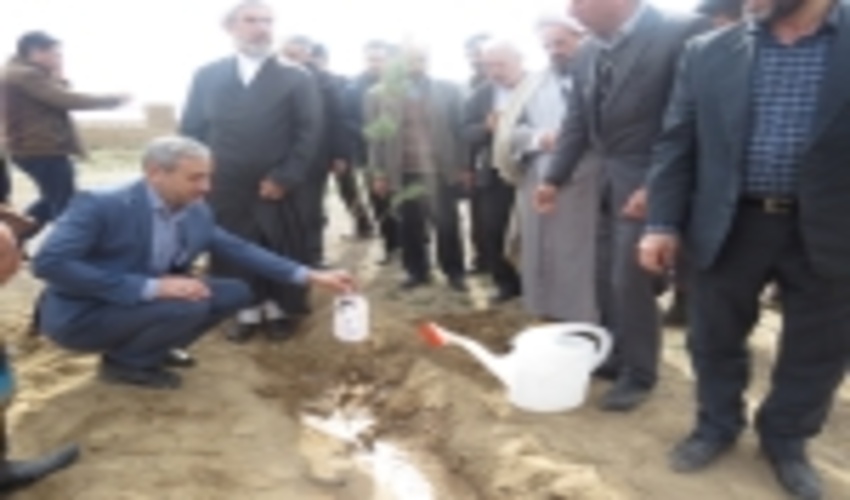 مراسم درختکاری در پارک جنگلی دانش 