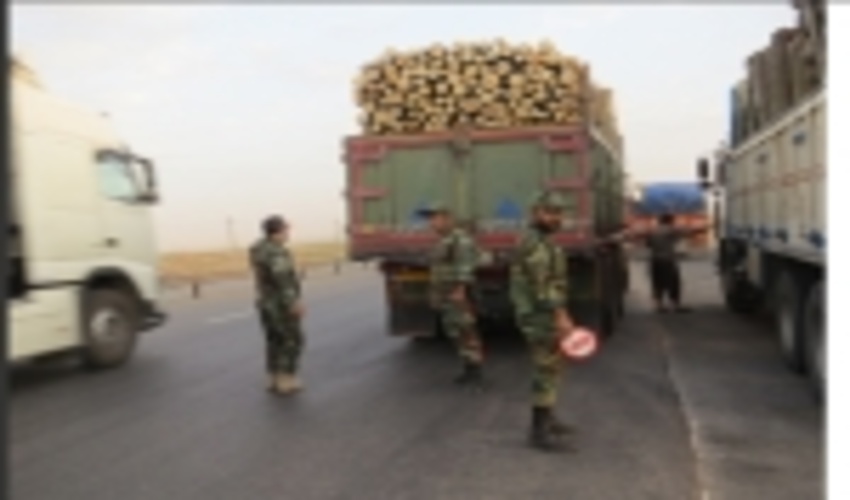 کشف و ضیط 20متر مکعب چوب قاچاق در شهرستان بویین زهرا