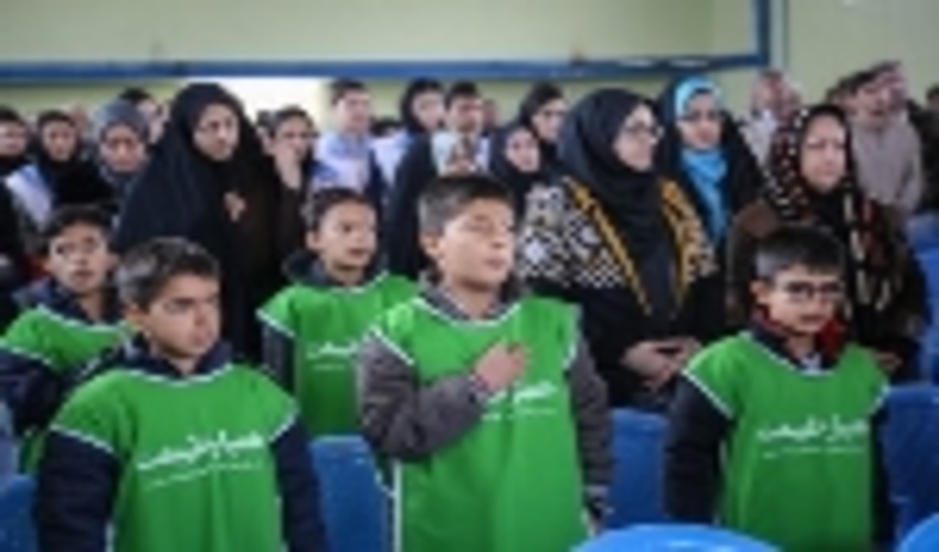 طرح ملی بسیج همگانی درخت کاری برای تحقق ایرانی سرسبز با کاشت ۴۲ هزار اصله نهال در استان قزوین آغاز شد.