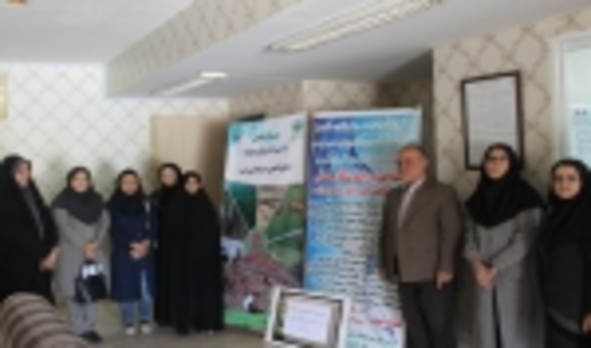 بازدید بانوان اداره کل منابع طبیعی از شیرخوارگاه فرشته