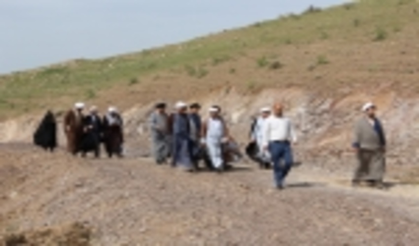 بازدید جمعی از روحانیون استان از پروژه های آبخیزداری شهرستان البرز