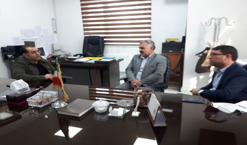 بازدید سرزده فرماندار آبیک از اداره منابع طبیعی شهرستان