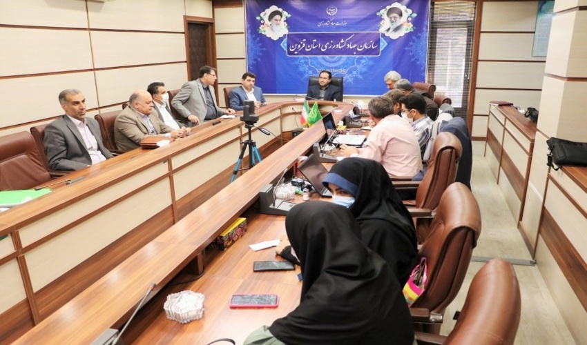 جلسه قرارگاه مرکزی صدور اسناد و حفظ کاربری اراضی کشاورزی با حضور وزیر جهاد کشاورزی برگزارشد